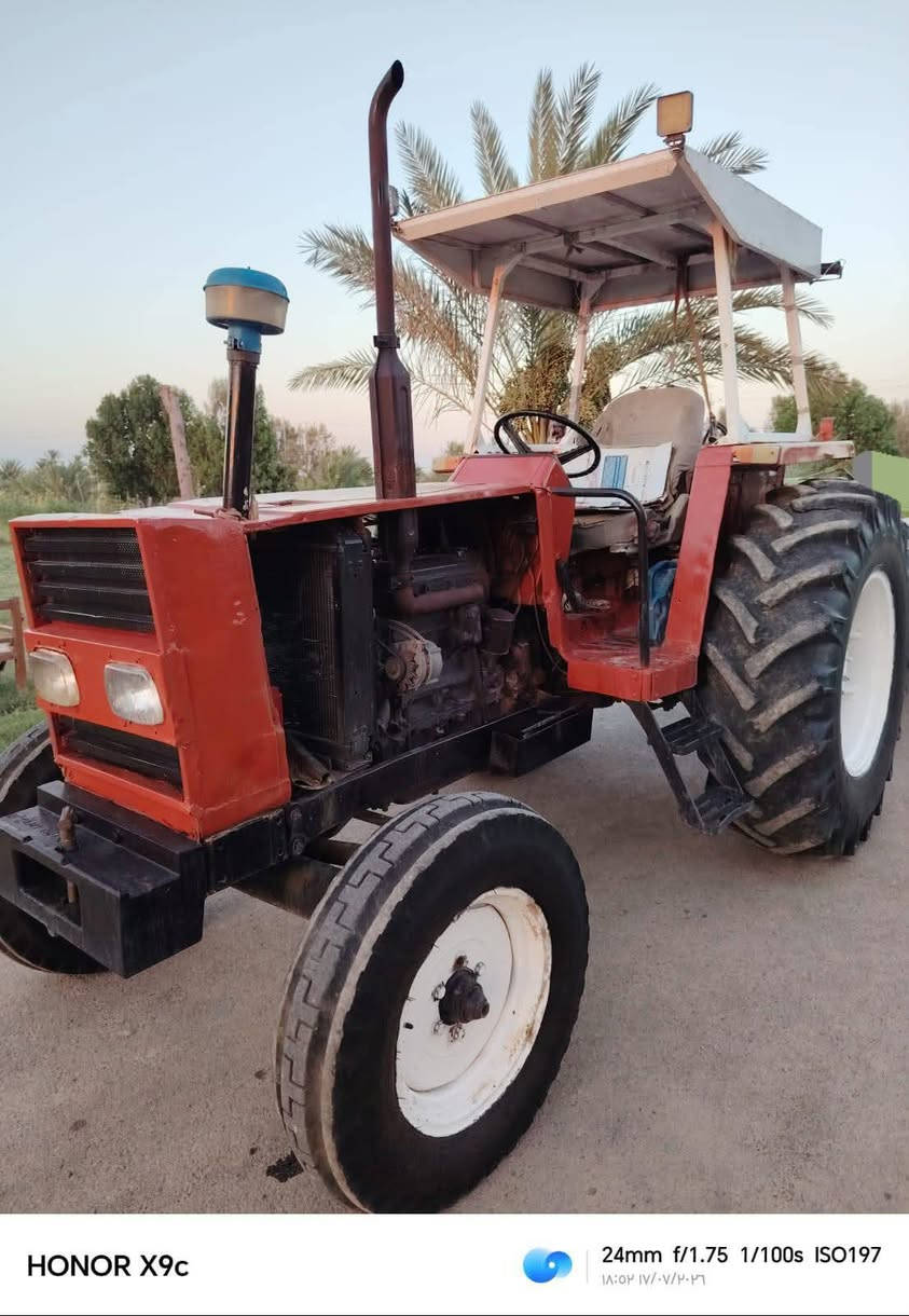 مكينه فيات ٧٨٠ موديل ٨٢ بدون رقم مكفوله كير ومكينه واكسل وهيدروليك وكهربائيات نكره سلف تخم تاير سعر ٩ ونص وبيه مجال مكان واسط قضاء الحي  ***********
