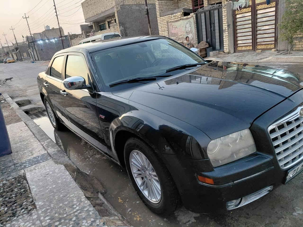 للبيع اوباما كرايسلر موديل ٢٠٠٧ اصل مكينة ٣٥٠٠ كير صدر تبريد تخم تاير ارضيه جديدة جلد داخل عسلي سيارة مكفولة من ظربه والصبغ والخياس كهربايات بلاد كلشي شغال سيارة جاهزة ترايك مفتوح شرط الفحص رقم جديد سليمانيه سنويه بااسمي هزه جديدة سيارة جاهزة مابيهه اي نقص جديدة 
سعر ١١٥ وبيهه مجال مكاني الشعب***********
