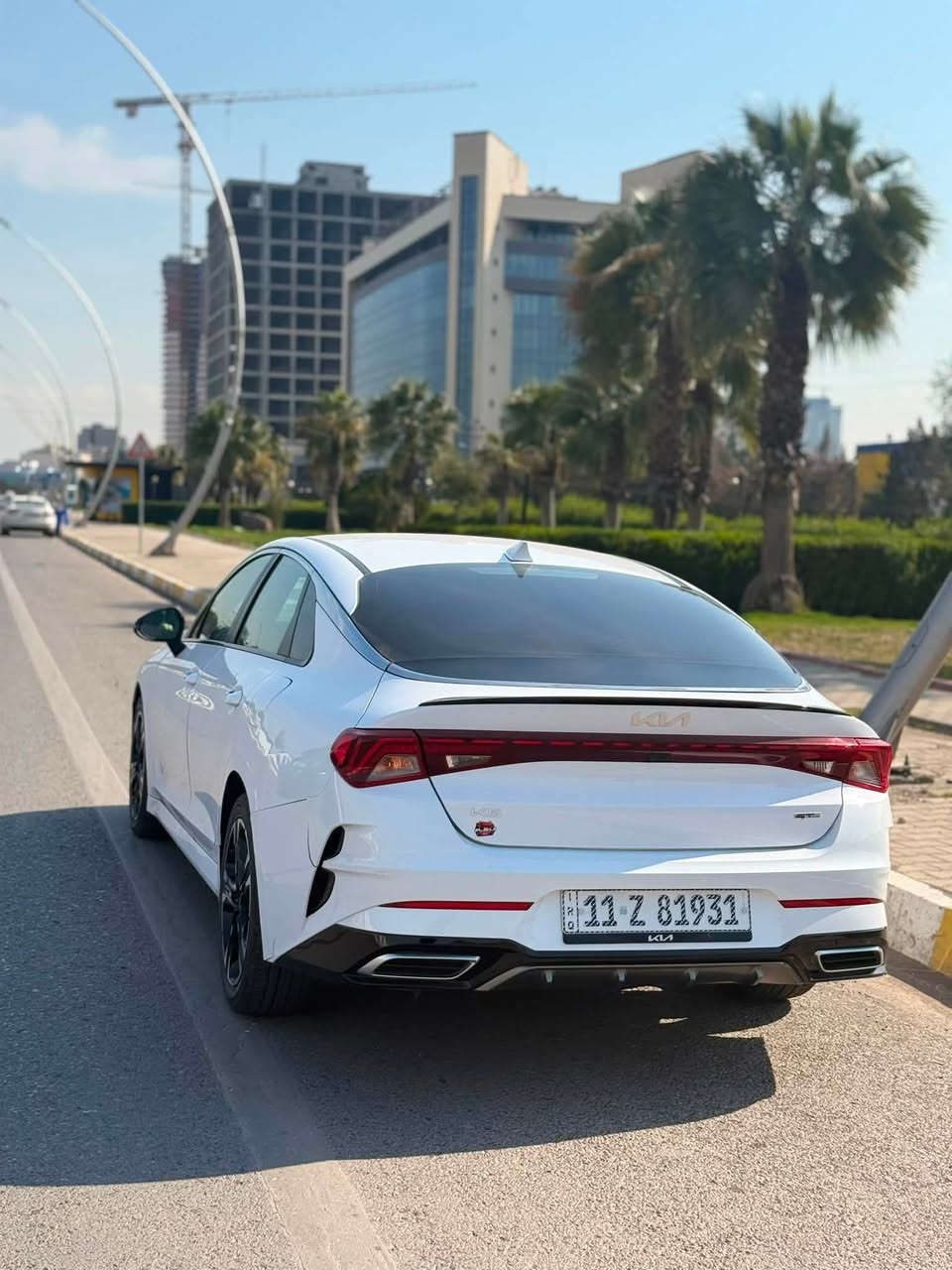 سلام عليكم

K5 GT Line

موديل 2024. بدون ايرباك 

حادث جاملغ جهة السايق مبدل  ومصبوغ 

وبنيد بي بارد وصبغ  على كد الحادث 

وجاملغ خلفي بارد 

.محرك 1600تيربو
 
.ماشيه107الف كيلو 

 
.السياره فول عده البانورما

.بصمة

.رادارات: امامي  خلفي  جانبي

.كاميرة دواره

.قيادةالية

.نقط عمياء

.هاند بريك بصمه 

.مقاعد جلد داخل اسود

.مقاعد تدفئة

.لايت لد برتقالي  3عدسات. بلادي امريكي

.بك لايت لد مسطره

.شاشه كبيره

تحديد مسار 

.مثبت سرعه 

.شحن وايرليس

.تشغيل عن بعد

.اوتو هولد

.مود درايف (نورمال .سبورت . كوستم .سمارت)

السعر 165 وبيه مجال 
مكاني كربلاء 
للاستفسار 
***********
