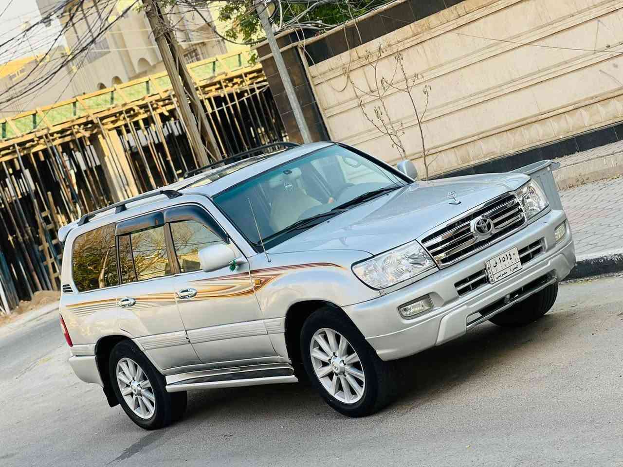 تيوته لاندكروز خليجي مديل 2006اصل السعر 113وبيهه مجال  فول مواصفات 1/1 مكينه وكير مكفولات اوتماتيك محرك 6️⃣ سلندر فتحه سقف 7راكب 3قطع تبريد داخل بيجي فورويل ثلاجه دبل تانكي مكفوله من ضربه وتبديل بيه رشات جماليه  تخم تاير كهربائيات حداديه جديدهه سياره جديده وجاهزه وخير من الله رقم*********** مكان كربلاء المقدسه
