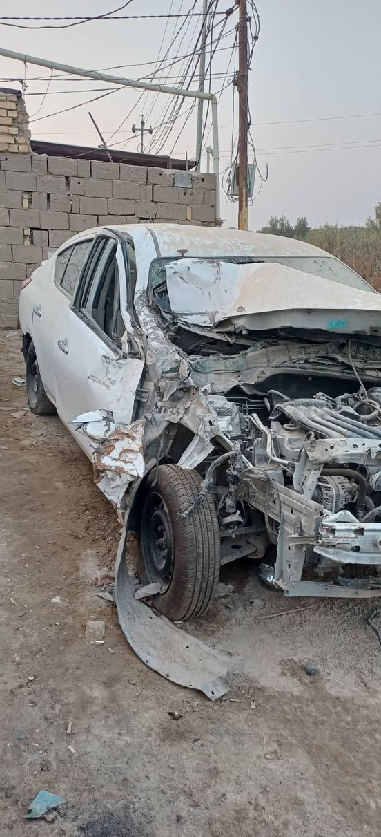 سني هندي للبيع متضرره موديل ١٩ رقم بغداد انكليزي بأسمي
الكير والمكينه مكفولات السيارة تمشي 
مكان السيارة ديوانية
السعر اتصال واتساب *********** وتدلل
