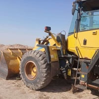 كماتسو 320 • كمينز ٢٠٠٥ • واسط