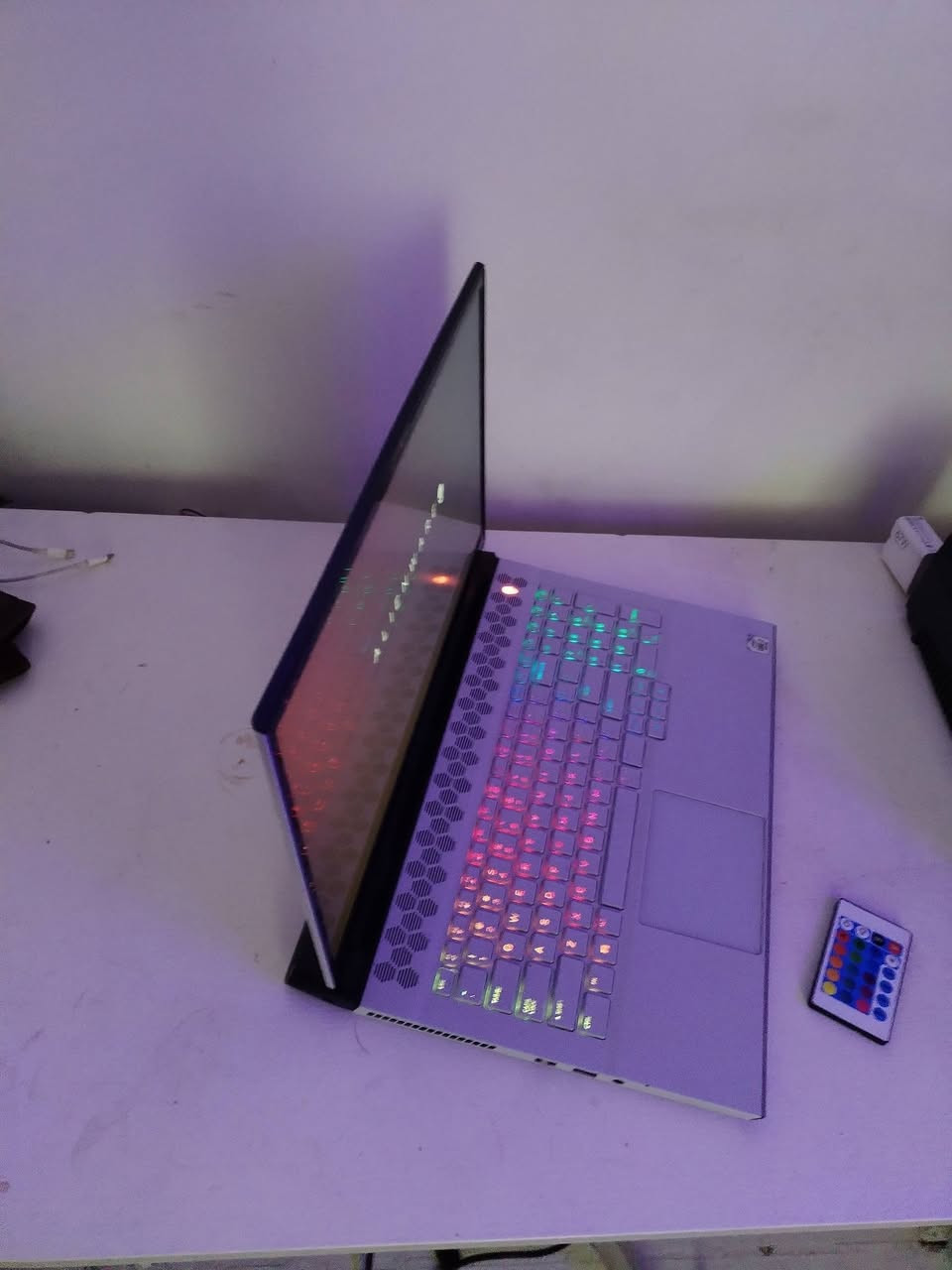 Alienware m17 • ٢٠٧٠ سوبر • i7 جيل 10
