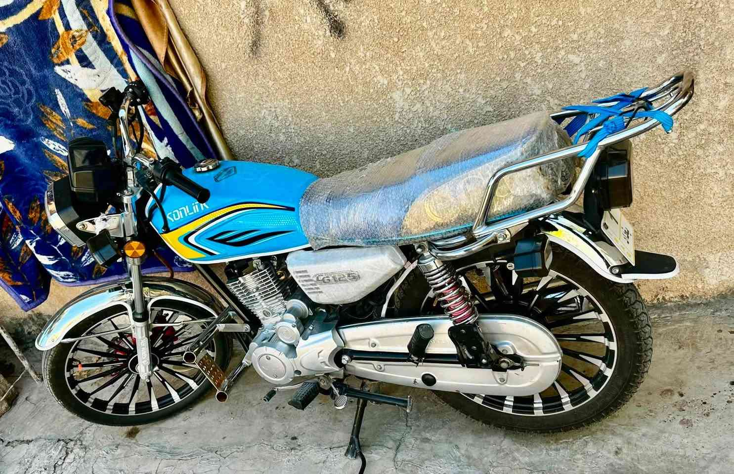 سلام عليكم دراجة للبيع أو مروس ب تايكر كون 24نضيفة ***********
