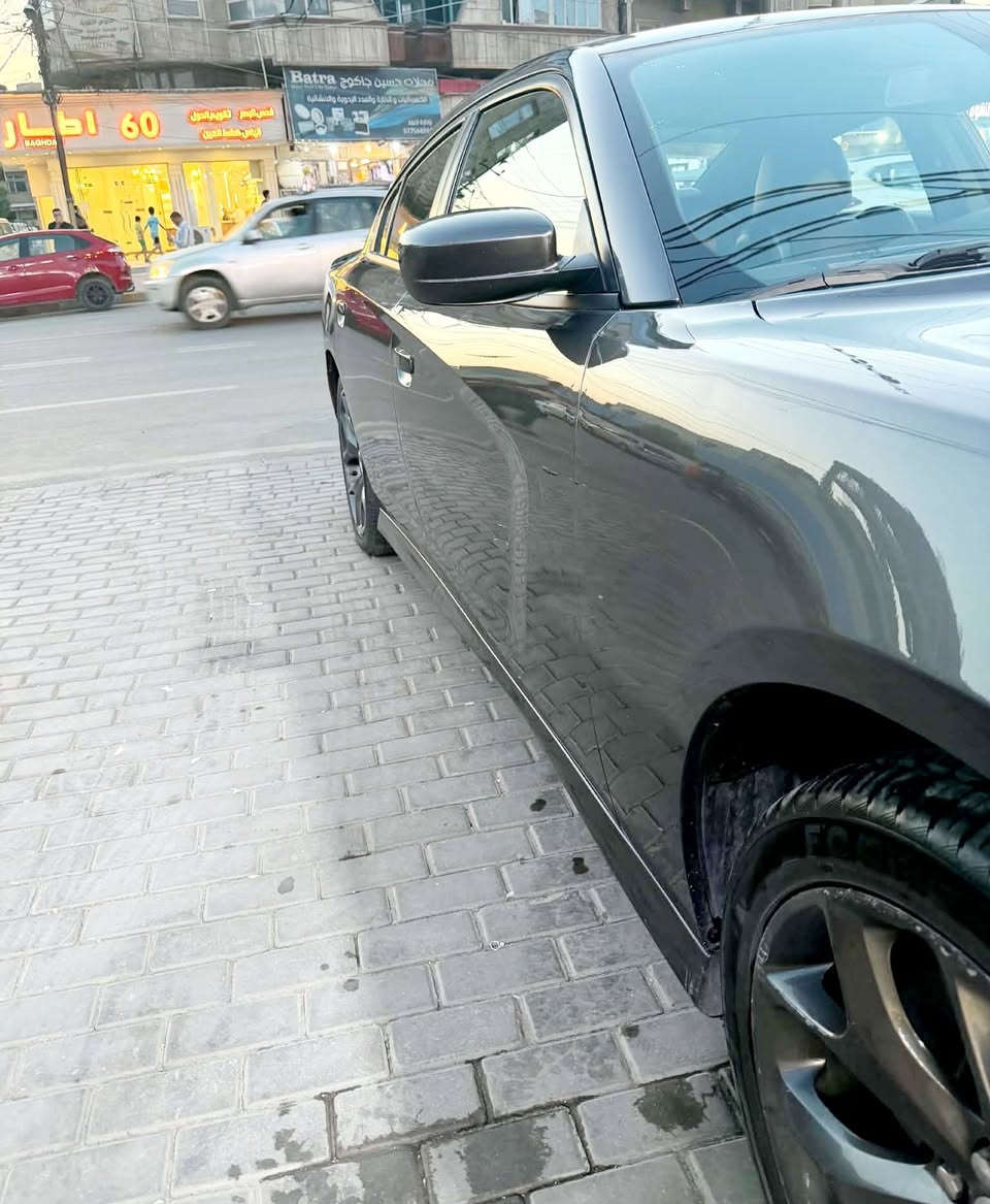 السلام عليكم بيع سريع
جارجر GT 2019 فول فتحه سلايد 
لون نفطي ماشية 99 ميل السياره كلين صار بيها صبغ بالعراق الباب الخلفي عكس السايق فقط بدون اثر حادث رقم اربيل الجديد السعر 185 وبيها مجال مكاني بغداد 
للاستفسار ***********
