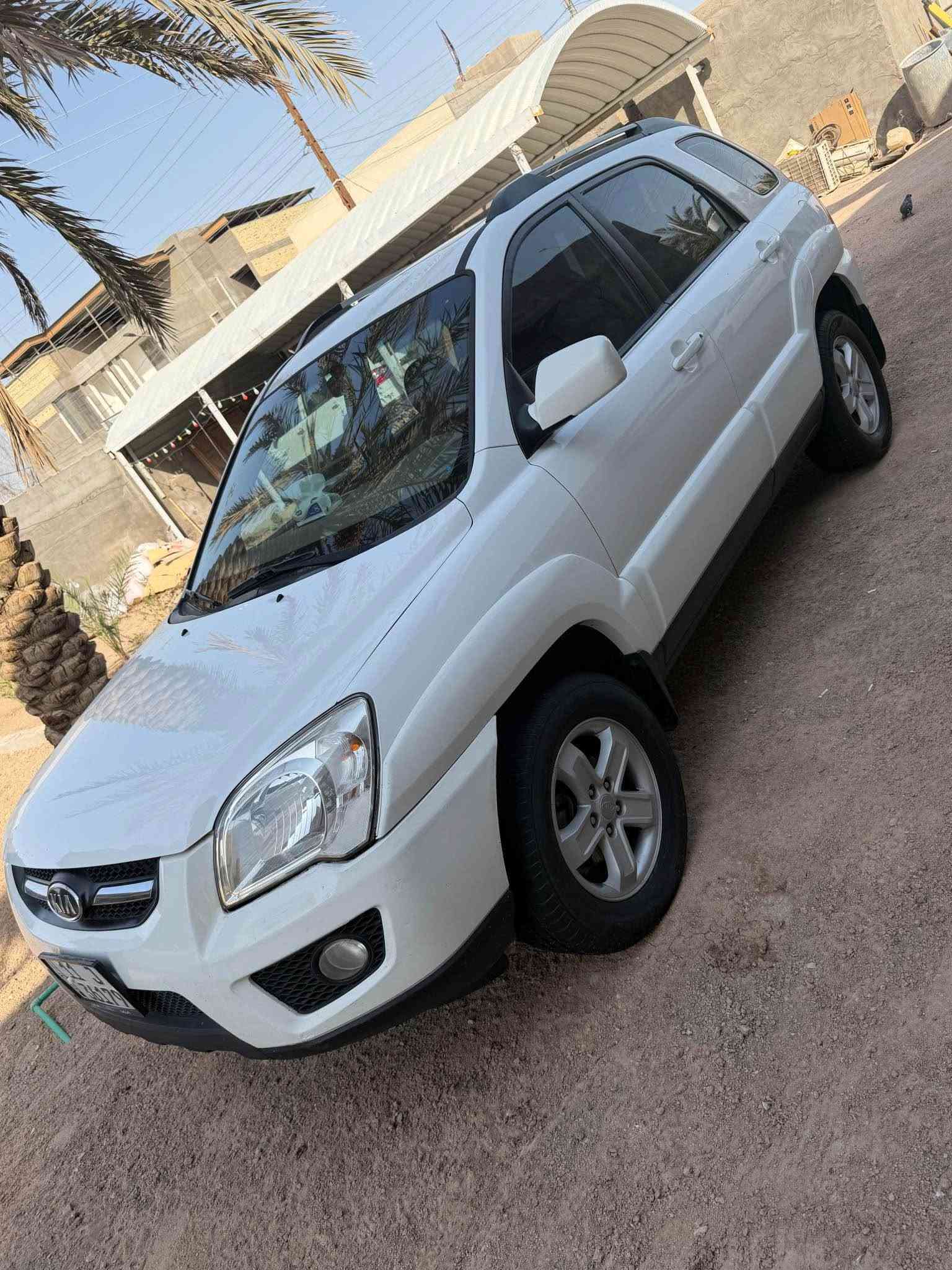 السلام عليكم كيا سبورتج خليجي 2010 محرك 2000 دوش رقم بغداد الدولي السياره مكفوله كفاله عامه مابيه نقص رقم بغداد الدولي سعرها 117 وبيه مجال بسيط *********** ابو الخصيب, البصرة
