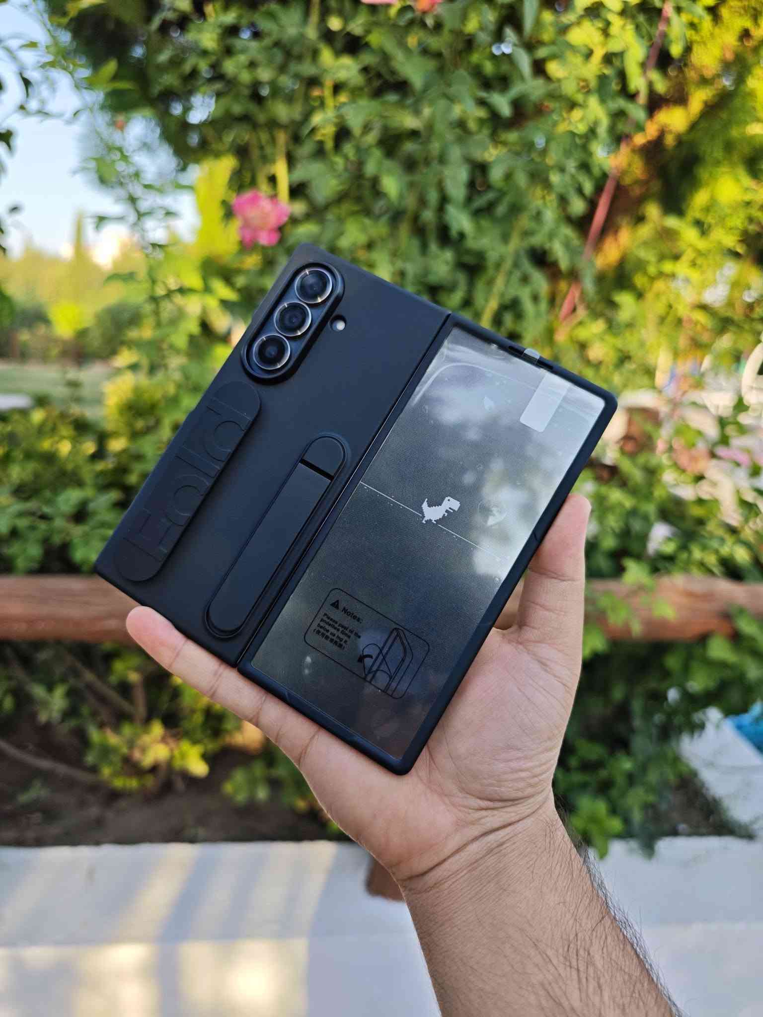 كفرات كالكسي فولد 8 الترا 📱
كالكسي زيد فولد 8 الترا - Galaxy Z Fold 8 Ultra 
أقوى تشكيلة كفرات وحماية متوفرة الآن 🔥

عندك موبايل غالي؟ لا تخلّي جهازك بدون حماية 🔥
🔸 كفرات حماية قوية ضد الصدمات
🔸 لاصقات زجاج أصلية لحماية الشاشة
🔸 تصاميم أنيقة تحافظ على فخامة موبايلك
🔸 خامات ممتازة وعمر استخدام طويل

📩 راسلنا هسه وخلّي جهازك بأمان وأناقة بنفس الوقت 😎
📍 العنوان: كركوك – القادسية 2

📞 للتواصل:
🟢 واتساب: ***********
🟢 واتساب: ***********
🔵 فيسبوك: Hiwa Store
🔵 فيسبوك: Hiwa Cover
🟠 إنستغرام: hiwa_store_iq
🟠 إنستغرام: Hiwa_Cover
🖤 تيك توك: Hiwa Store

#Hiwa_Store #كفرات_هاتف #كفرات_موبايل #iphone  #كفرات_هيوا

نص مكتوب في الصور:
- فولد 8 الترا - ماكسيف
- قلم
- فولد 8 الترا
- فولد 7