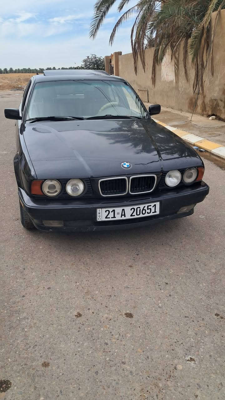 بي ام ٥٢٥ • جير اوتوماتيك • محرك وكير شرط