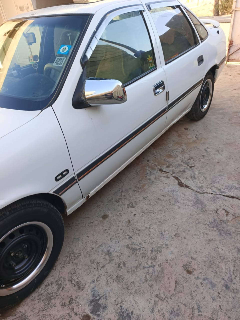 سياره اوبل فيكترا موديل 90 محرك 20 رقم كركوك رقم جديد انكليزي سياره بسمي بس هلالات تعمير والباقي انطيك كير محرك بل شرط تحويل ثاني يوم سياره قفله من اخير رايده 35 ورقه مكان سياره صلاح الدين قضاء امرلي رقم موبايل ***********
