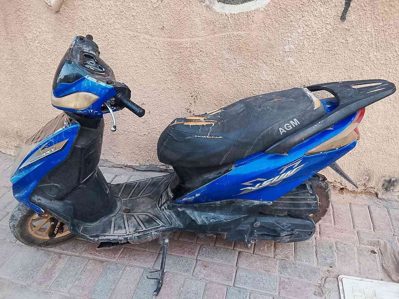 سكنس للبيع شغاله سلف هندر كهربائيات كربلاء السعر 100 الف الموبايل ***********
