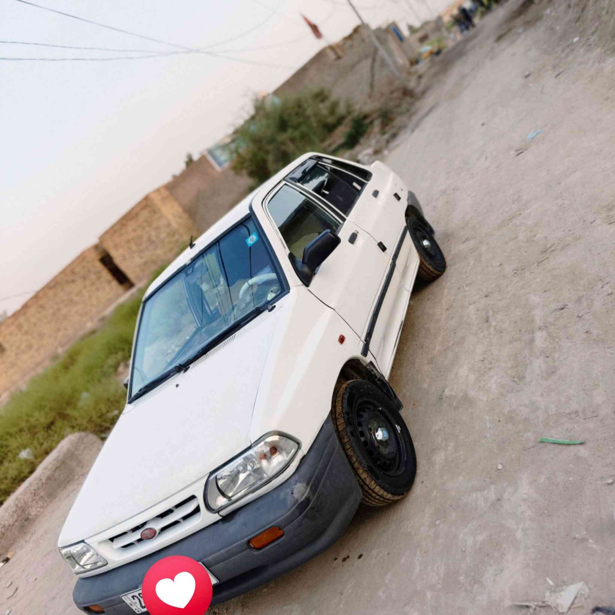 السلام عليكم...... 
سياره نوع سايبة للبيع فقط فقط سياره نضيفة خير من الله 
حدادية خير وبركة محرك نضيف كيره حلو سيارة مديل 2012
رقم دولي نجف مداور ثاني يوم سنويتة لغايه 2031هزه جديده السياره    السعر 33ورقة وبيه مجال للاستفسار الاتصال برقم 
***********
