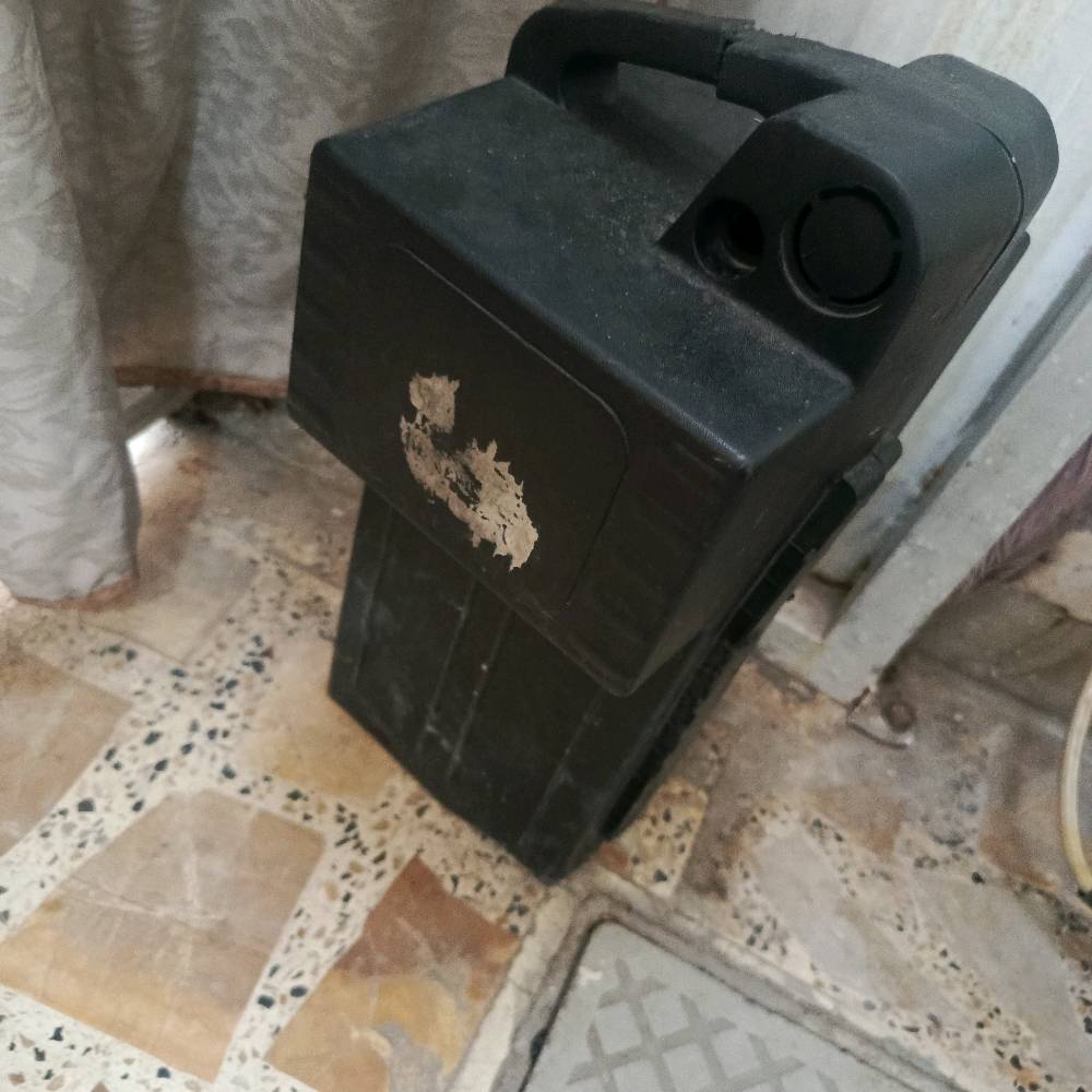 درجتين جاهزات عوزهن بس ضفيره و البيضه يرادله ضفيره و عقل ثنيهن ب 60 وياهن بطاريت جاهزات و ثنين هابطات رقمي  ***********
