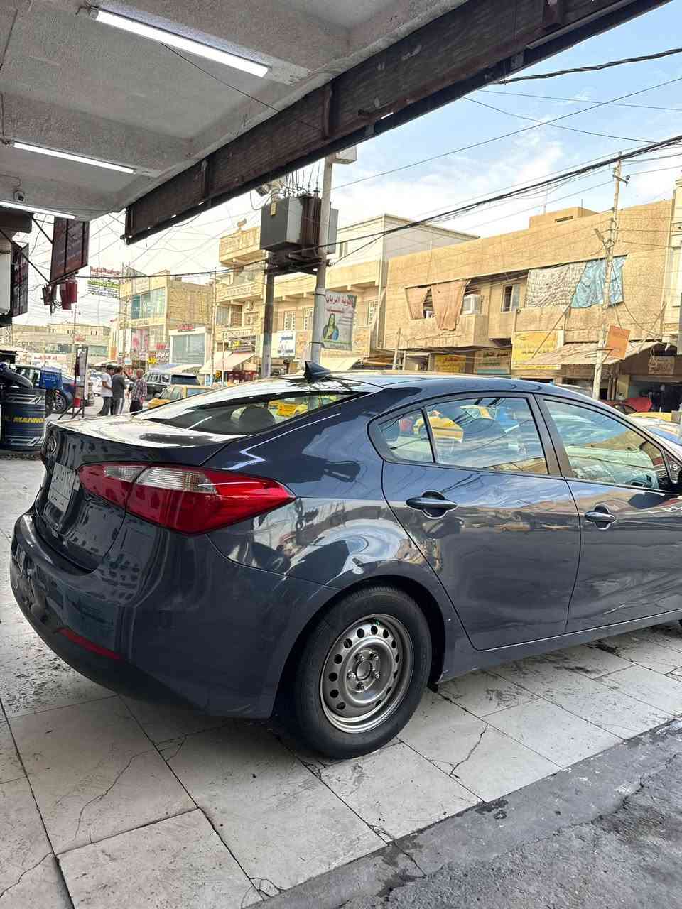السلام عليكم
كيا فورتي موديل 2016 
كير مكينة حدادية خير من الله  كاملة سيارة على اخر حباية  تخم تاير جديد سيارة بسمي والحادث موضح بصور وبيها قطعتين بلعراق مكاني بغداد الدورة 
الرقم : ***********

