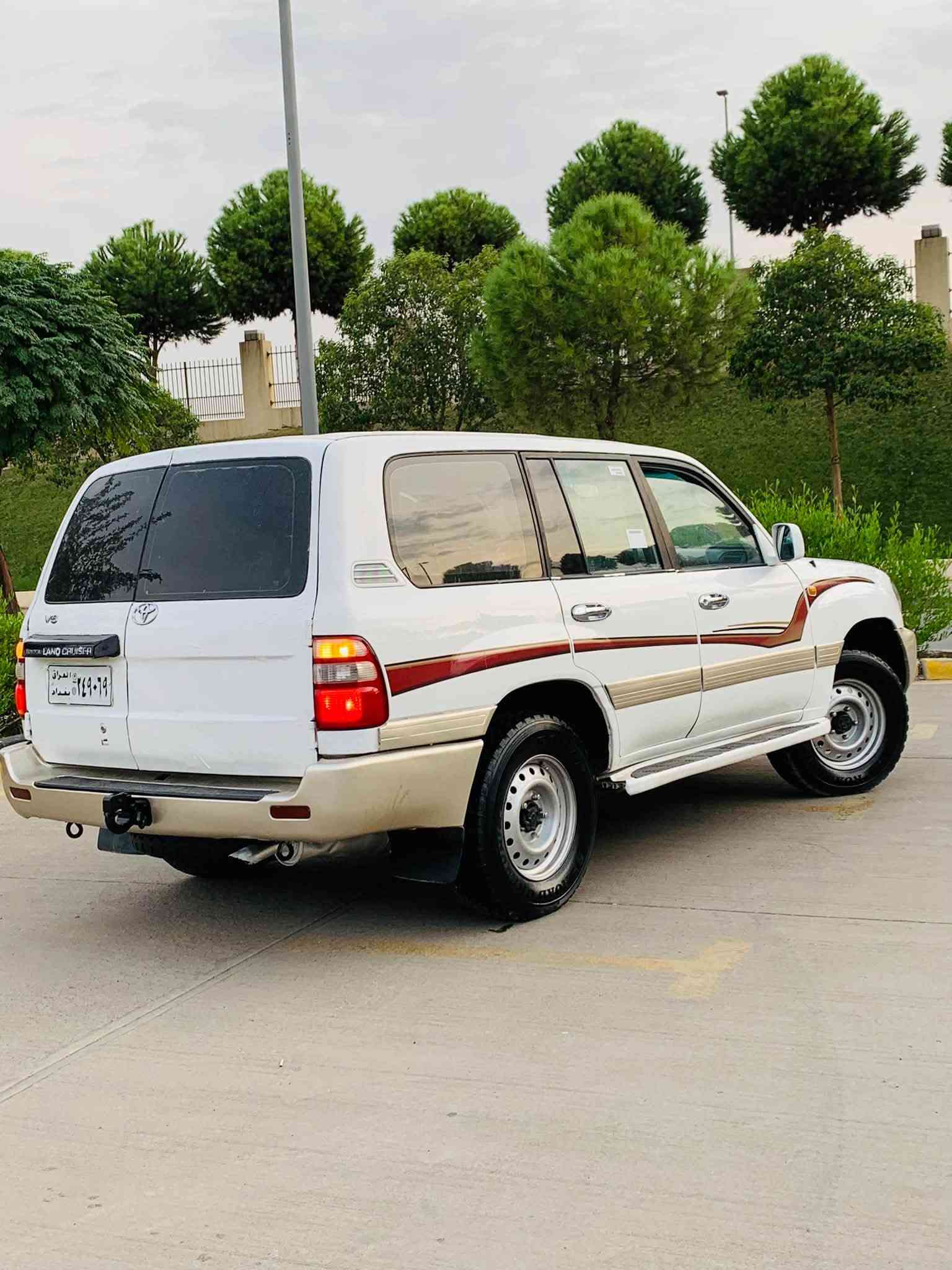 لاندكروز • موديل ٢٠٠٠ • ٤x٤