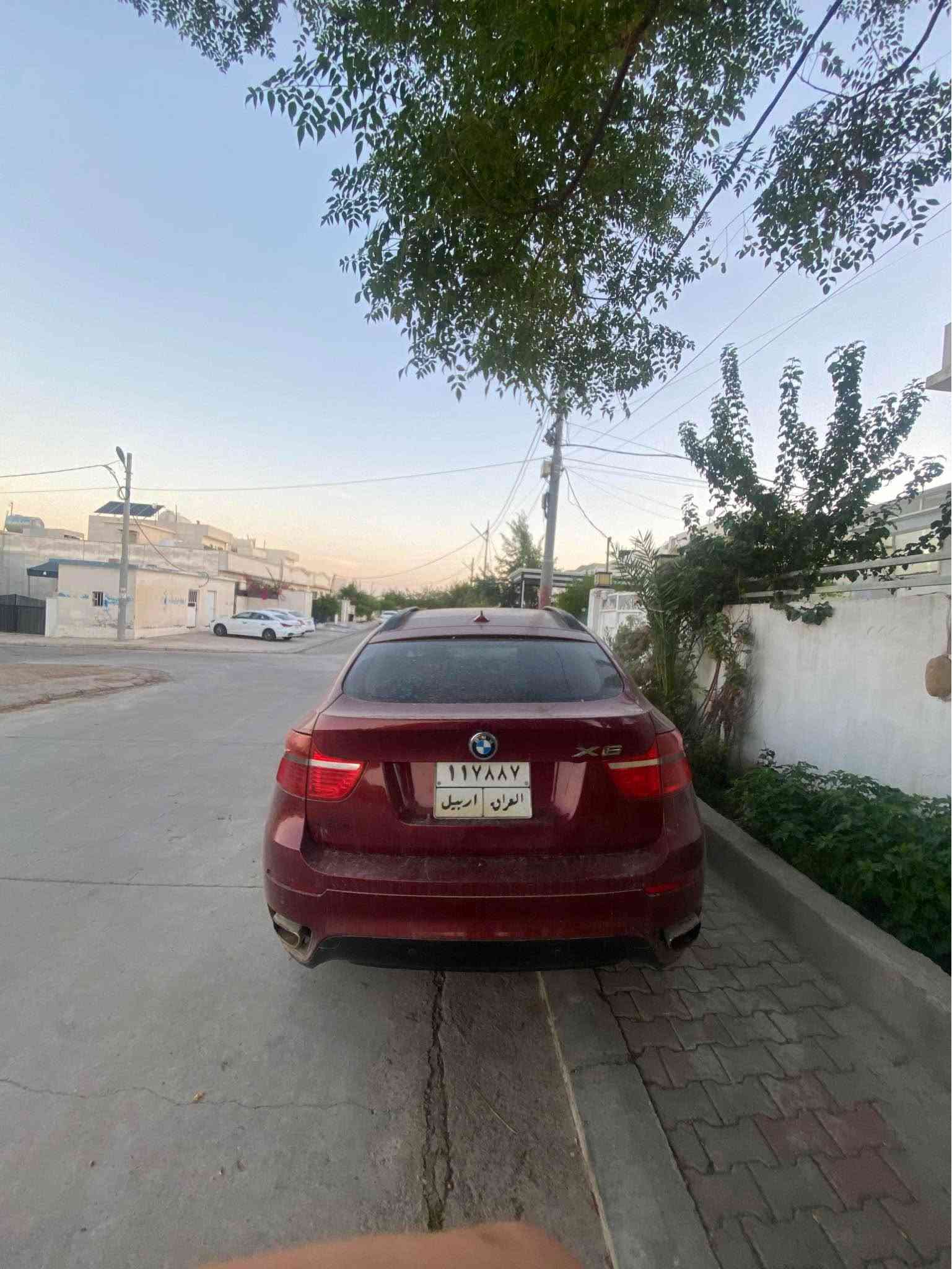 فروشتن گورينه وه 
X6موديل 2009
مكينه 530 
٦بستو ن 
ده عمي نيه تايه ويل لوك 
موشته ري ته له فون بكه له خزمه تم جوابي نامه ناده مه وه 
***********وتس اپ
شوين هه ولير أربيل, العراق
