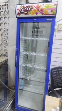 ثلاجة • للبيع