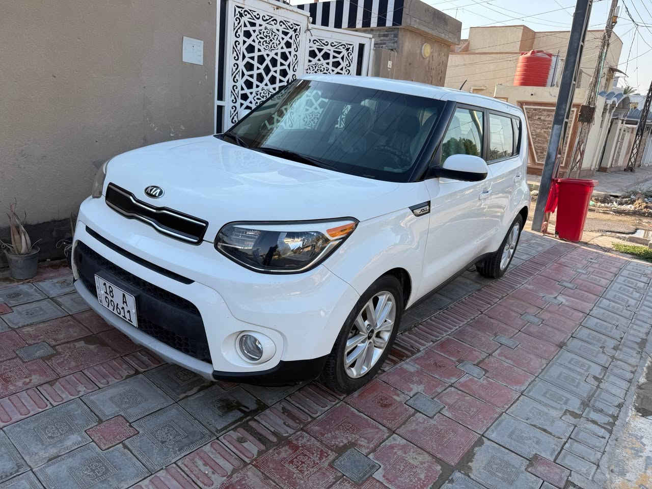 السلام عليكم 
صول 2019 للبيع 
محرك 2000
رقم بابل 
ماشية 78
الضرر قبق صندوق تبديل 
السعر 127 وبيها مجال 
السيارة في بابل _ الحمزة الغربي 
للأستفسار  ***********-*********** المحاويل, بابل
