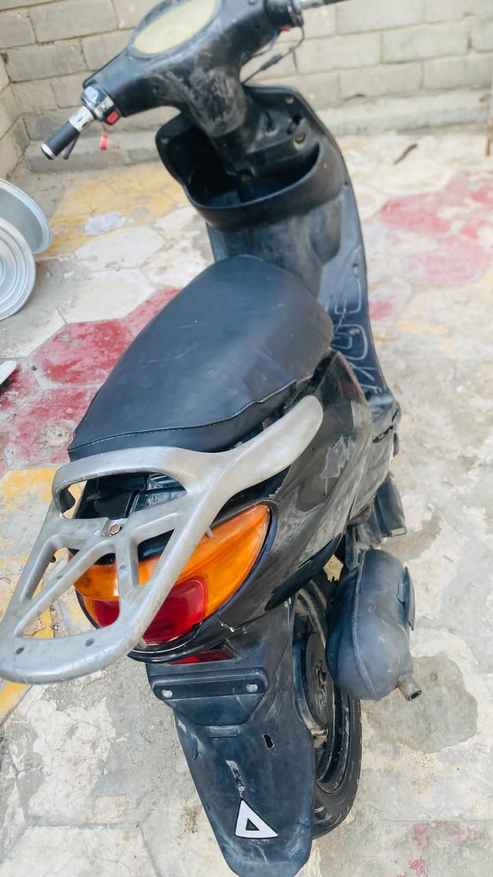 لكزز • باتري • نص عمر