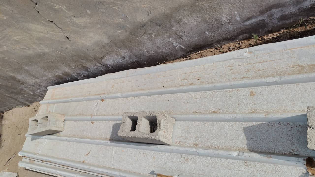 سندويج مستخدم • ٦ قطع • ٤ متر