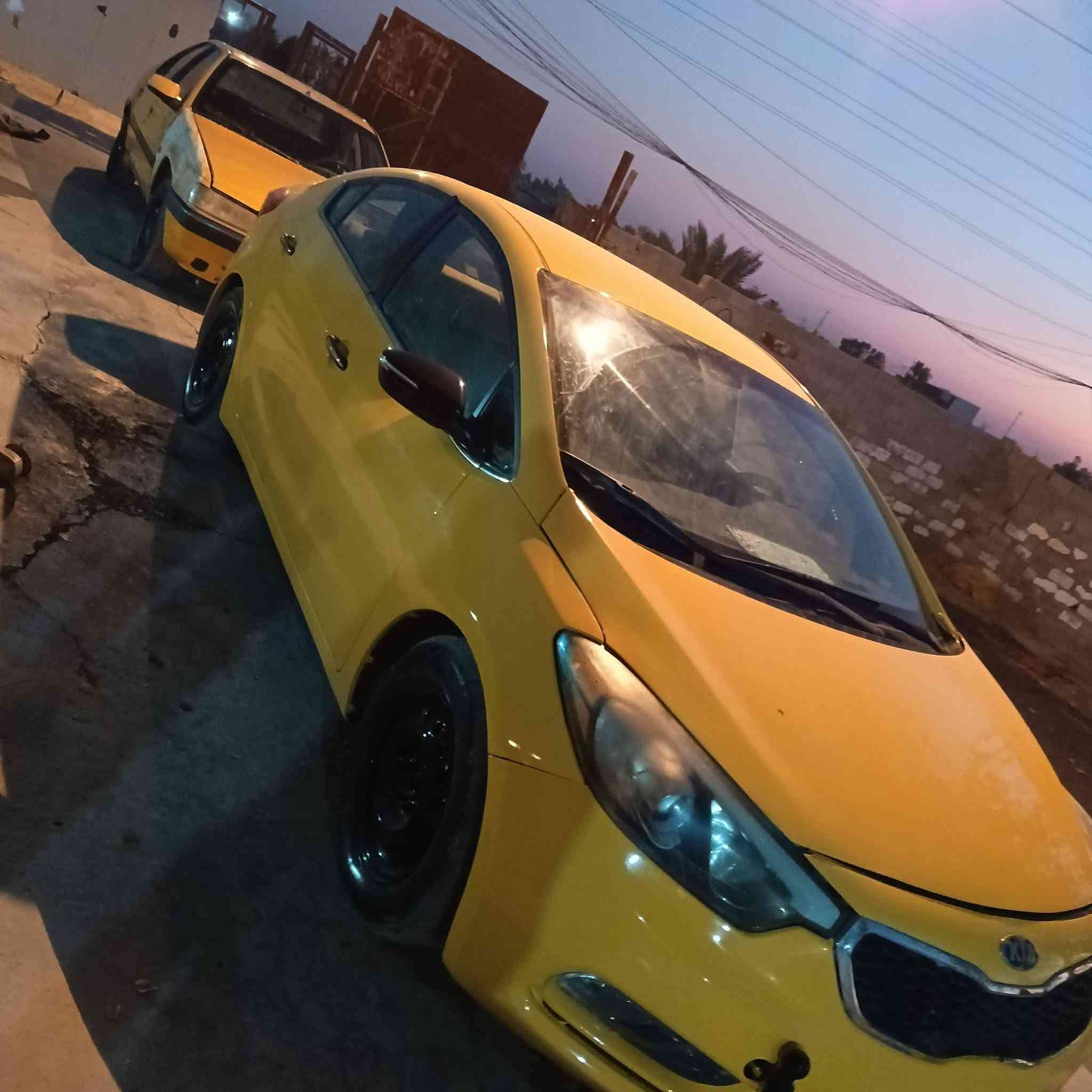 سلام عليكم كياه فورتي موديل 15بسمي وارد امريكي مكان بغداد السعر 105بيهه مجال ***********جاهزه
