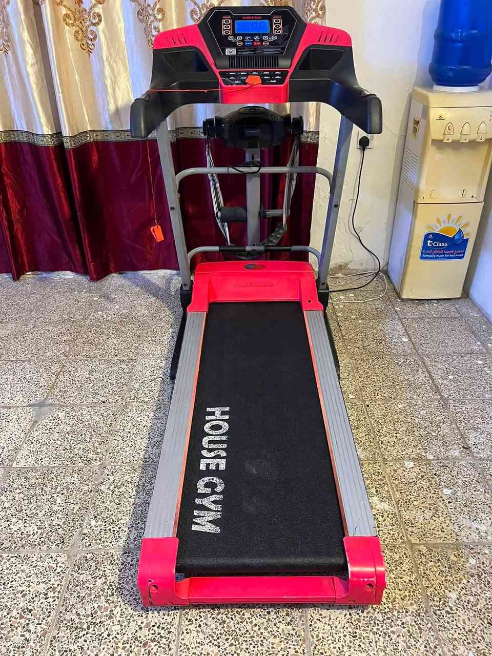 السلام عليكم 🫡 جهاز جري 🏃 
دبل ماطور جبلي فول مواصفات 

1يحتوي  على نظام الجبلي 
2مزود بنظام قياس المسافة المقطوعة 
3يحتوي على جهاز تكسير الشحوم 
4يحتوي على نضام تزييت ذاتي 
5يحتوي حساس نبضات القلب ومفتاح امان 
وتحكم بل يدات 
 العنوان بغداد حي لأمانة 
يوجد توصيل 🚚 
جميع المحافظات السعر 240
***********واتساب
