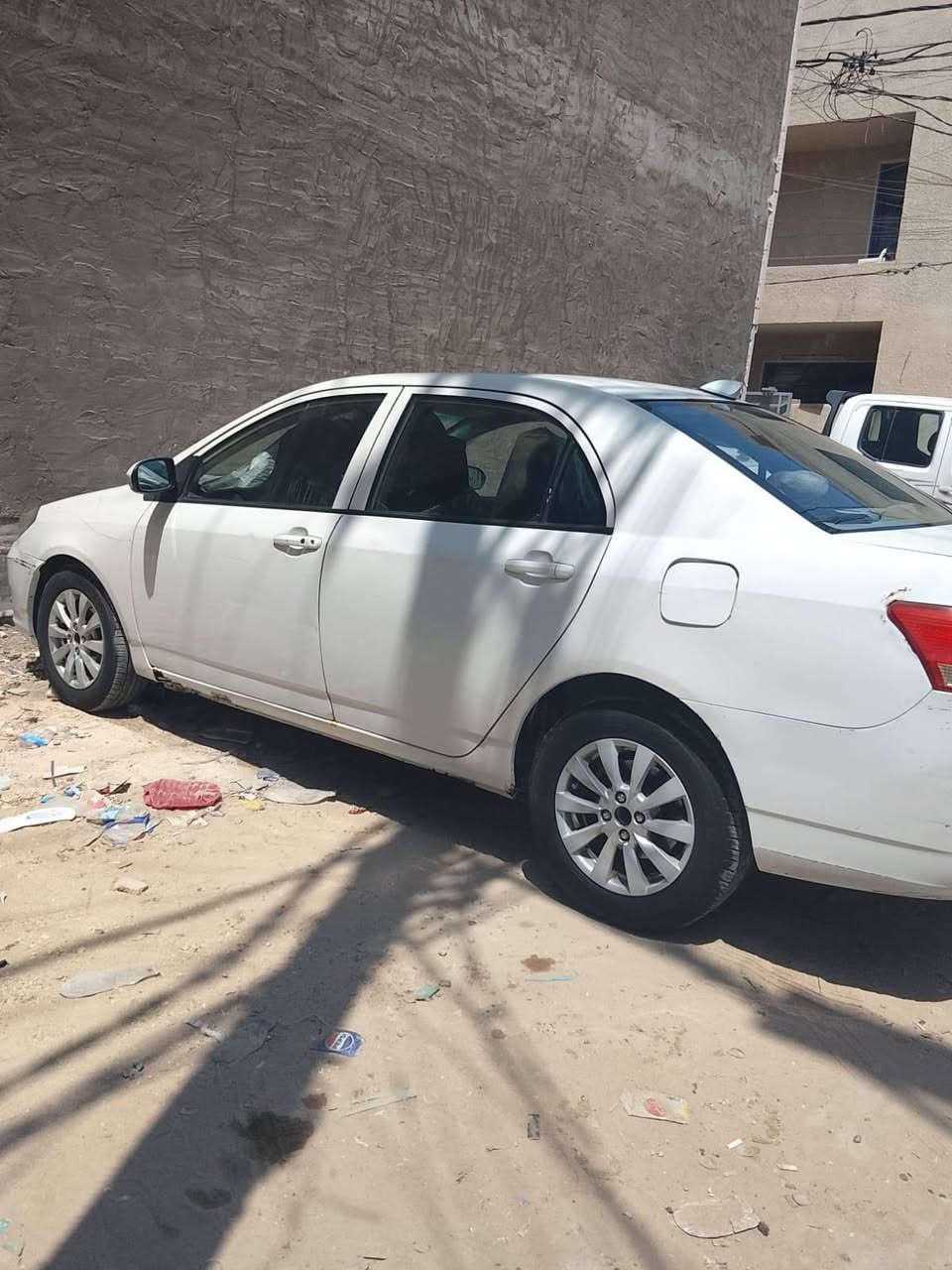 سيارة F3 BYD للبيع موديل 2011 لون ابيض حساسات خلفية كير اوتوماتيك الرقم بغداد مكان السيارة بغداد حي تونس السعر 39 ورقة وبيها مجال عليها غرامة مليون دينار للاستفسار الاتصال على الرقم ***********
