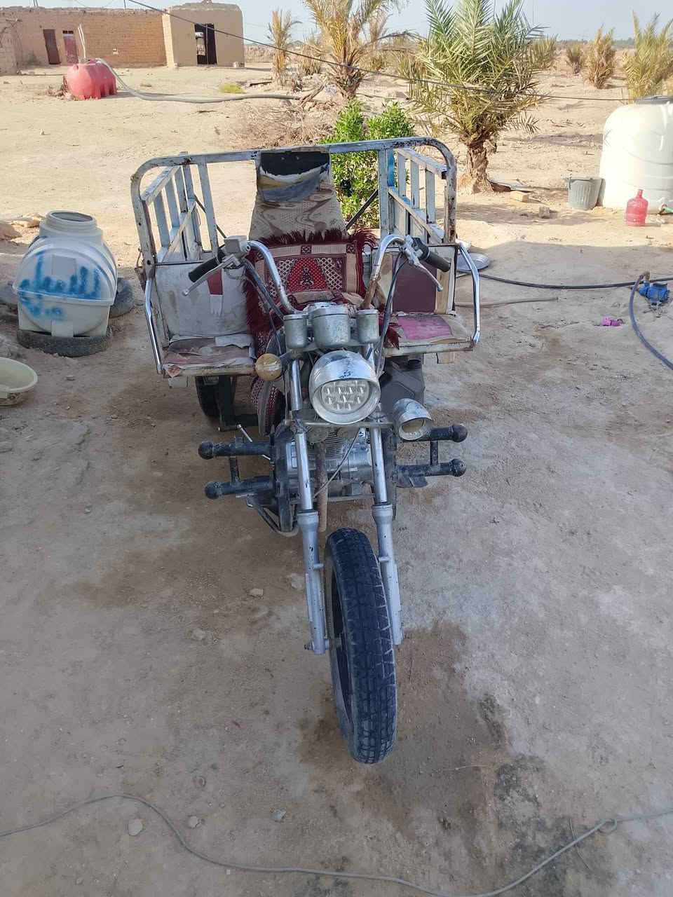 ستوتة للبيع مستعجل علة بيعتهة بيهة خياس  قليل رقم اسود راعيهة. مفرك    الجفل  ***********

