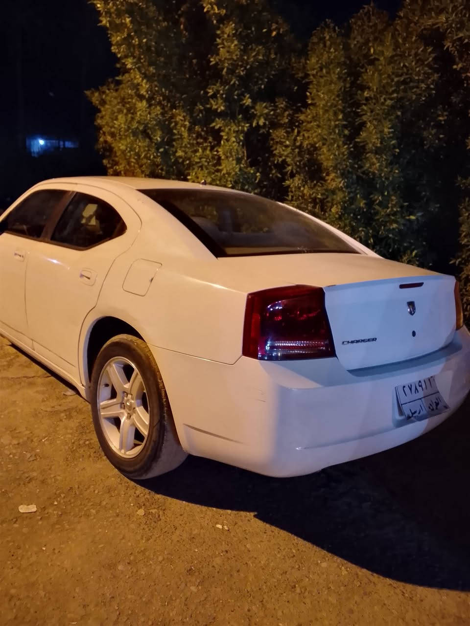 سياره دوج جارجر 2010 ادوات للبيع السعر 35 وبيها مجال مكينه كير مكفولات البدي شوف العين بدون ضربه مكصوصه جنطه المكان البصره رقم التلفون ***********  ***********
