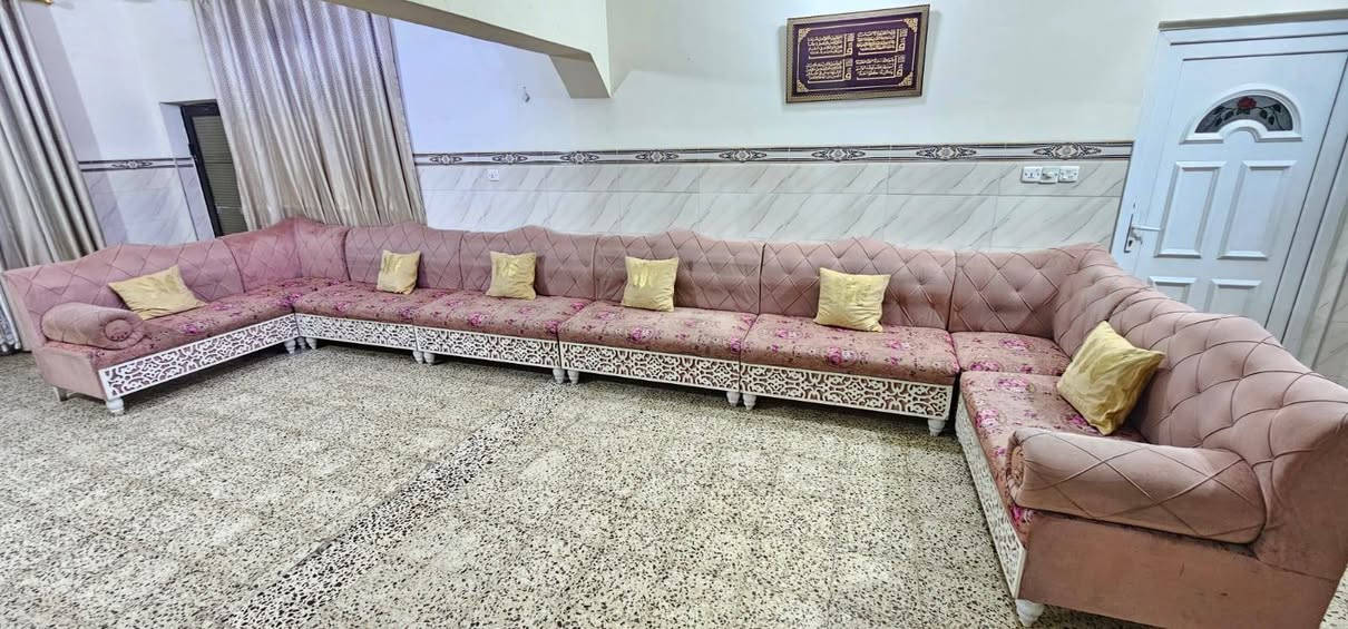 ديوان مستخدم نضيف السعر 450 وبي مجال بسيط للاستفسار على هذا الرقم
***********
