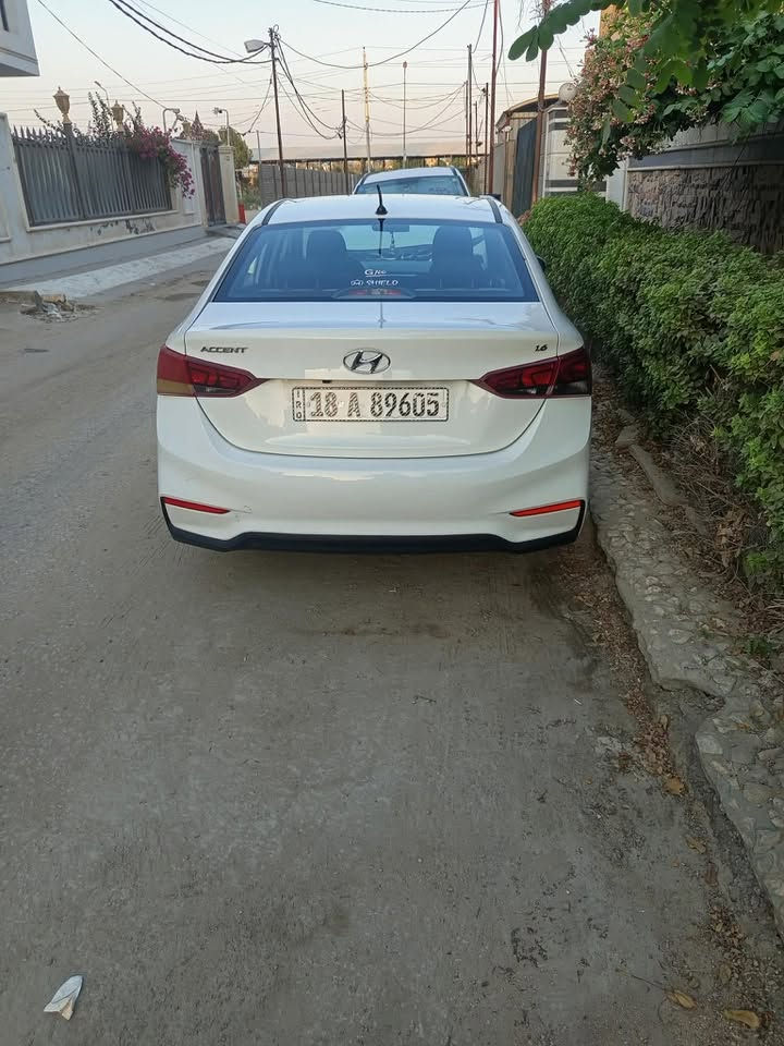 اكسنت موديل ٢٠ خليجيه فتحه رقم بابل بيه بس طخه بسيطه بلدوسه مال الصدر مكفوله من الصبغ السعر 130 وبيهه مجال ‭***********‬ مكلف بالنشر مكانها بابل

