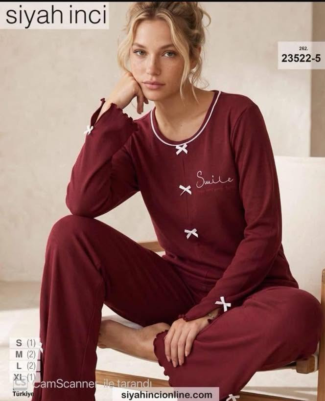 #جديد #بجاما ❤️
السعر : 25 الف قياسات عاديه 
السعر 27 الف قياسات خاصه من 2xl إلى 5xl 
🍁❄️تشكيلة خريف و شتاء 2026-2027❄️🍁
✨نرسم الأناقة بخيوط من التفرد ✨

القياسات: Sمن إلى 5XL🤩

نوع القماش: تركي قطني 100% ناعم✨

📍فحص الطلب قبل دفع الحساب لضمان رضاكِ🌿
           💥يوجد تبديل وترجيع 💥

🛍️ للحجز: (خاص / واتساب) ***********
🚚 خدمة التوصيل متوفرة لجميع المحافظات

نص مكتوب في الصور:
- Siyah İnci
- 262.
- 23522-6
- S (1)
- M (2)
- L (2)
- XL (1)
- CamScanner ile tarandı
- siyah inci 262. 23522-5 S (1) M (2) L (2) XL (1) CamScanner ile tarandı siyahincionline.com Türkiye
- Siyamine
- 23522-4
- Türkiye
- camScanner
- siyabincionline.com