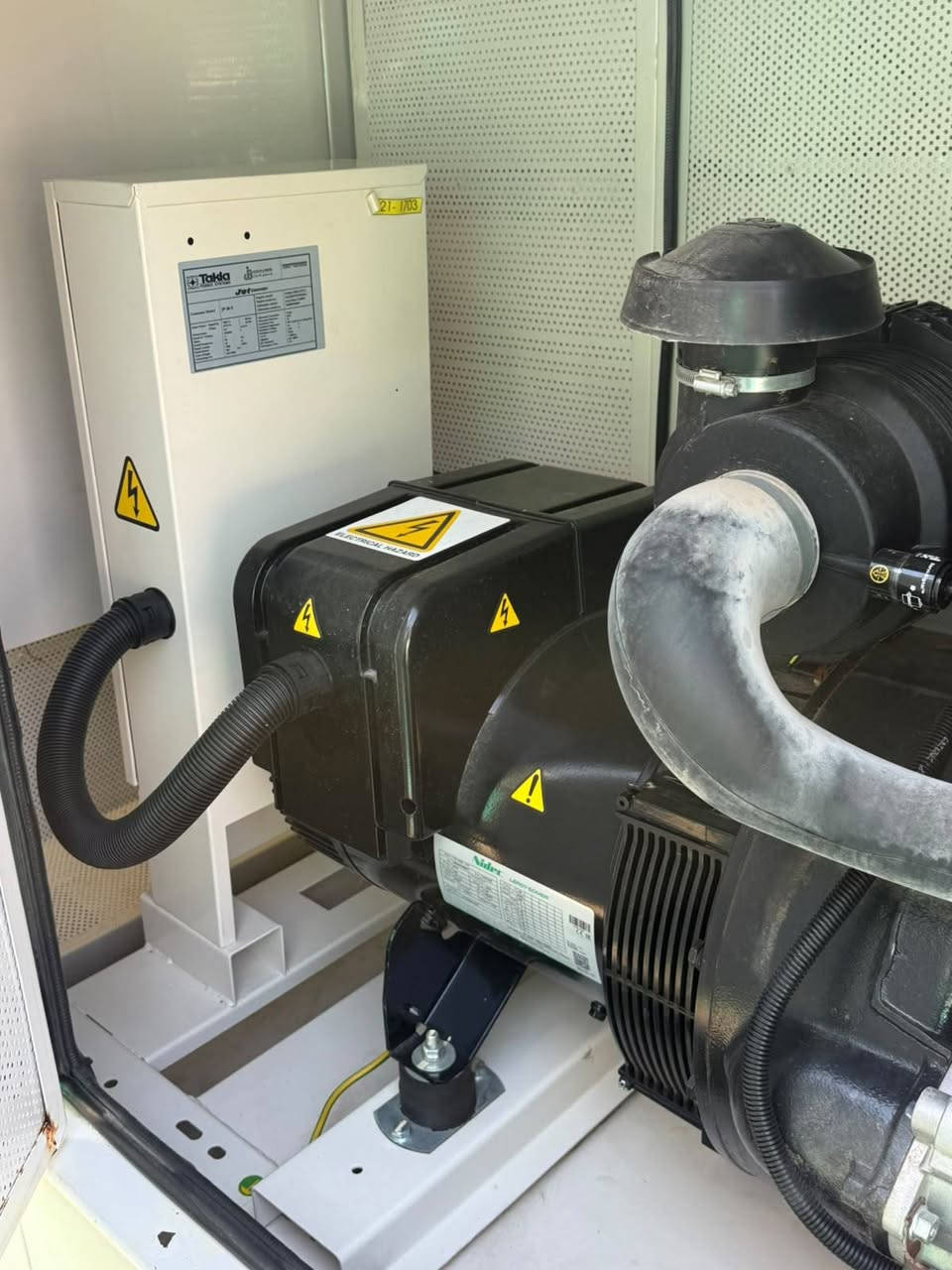 بيركنس ( 🇬🇧 PERKNS) ✅️ 3 سلندر ✅️ 50 KVA ✅️مشتغل 1,928 سعات ✅️
☎️کورك فايبر واتساب ***********☎️
☎️ اسیاسیل : ***********
(ڤالڤو🇸🇪 بیرکنز🇬🇧 کمینز🇺🇲 دوسان🇰🇷 افیکو🇮🇹 دویس🇩🇪 مرسیدز🇩🇪 کاتلبیلر🇺🇲)
