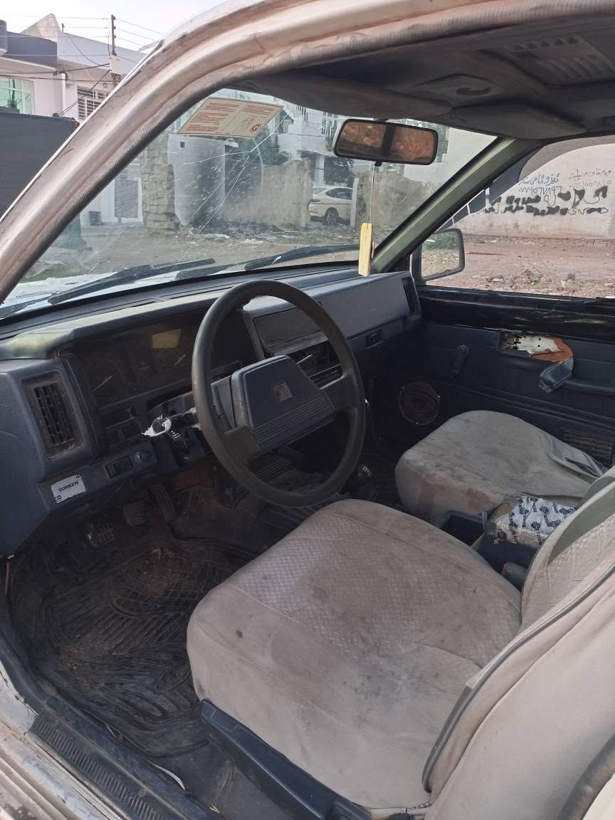 نیسان گێڕومەکینەی نیسانی2002وە سەیارەکە پاوەرە گێڕومەکینەی بەشەرت بەس سەنەوی لەگەڵەسعری 14گەڵا *********** *********** السليمانية, العراق
