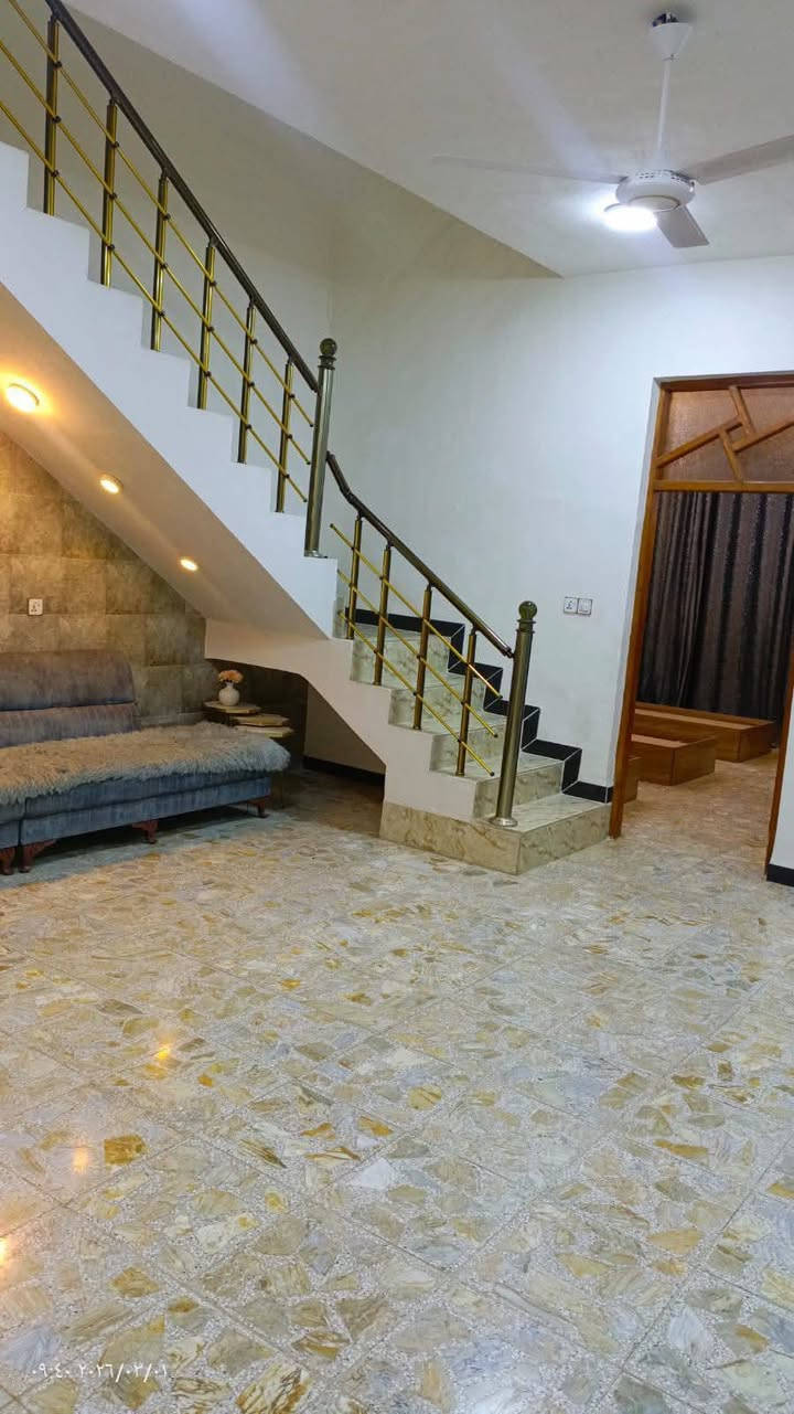 السلام عليكم بيت للبيع بناء حديث مساحتة ١٥٠متر
سند _٢٥ زراعي ارض ناظم الطيب اول بيت في بداية الفرع الواجهة ٧ ونص نزال ٢٠( مطبخ واستقبال وصالة وسطية وغرفتين نوم وصحيات خارجية ومناور اثنين والطابق الثاني صالة وصحيات) للاستفسار أكثر التواصل ع هذا الرقم *********** العنوان زعفرانية حي الزهور (الزراعي)
