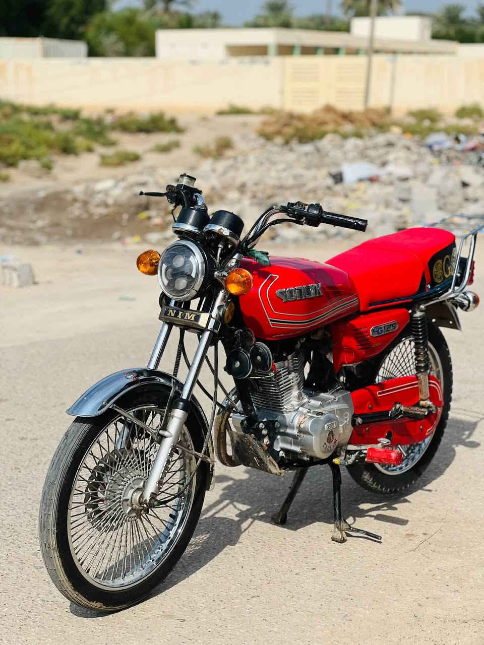 سلام عليكم دراجه للبيع نامه ابرو موديل 23اوراق أصولي مكفوله كفاله عامه السعر 900وبيه مجال موجود خاص وهذا رقمي ***********
