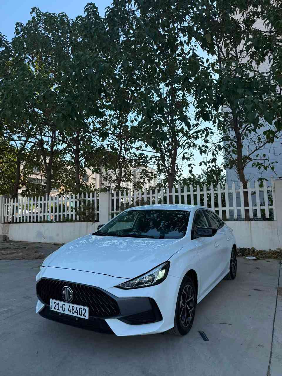 MG Gt 2025 گێڕ عــــــــادی
مەکینە 1.5 لیتر، 4 سلند
سوکان ڤۆلیۆم 
ئەپڵ کار پلەی
شـــاشــە بلوتوس Usb
 کامێرا بەسمە و حاسە
ئاوێنە کارەبا و پێشو دوا لید

پەڵەیەک بۆیاخی هەیە ڕەسمی سۆنەرەکەم داناوە بێناوگرتن .

٢٦ هەزار ڕۆشتوە بێ دیلکۆ و بێ کێشەیە هەمو گیانی بە شەرت .

سعریش ٩٦ گەڵاو مەجالێکی برایانە مشتەریت تێلبکە لە خزمەتام 

***********
