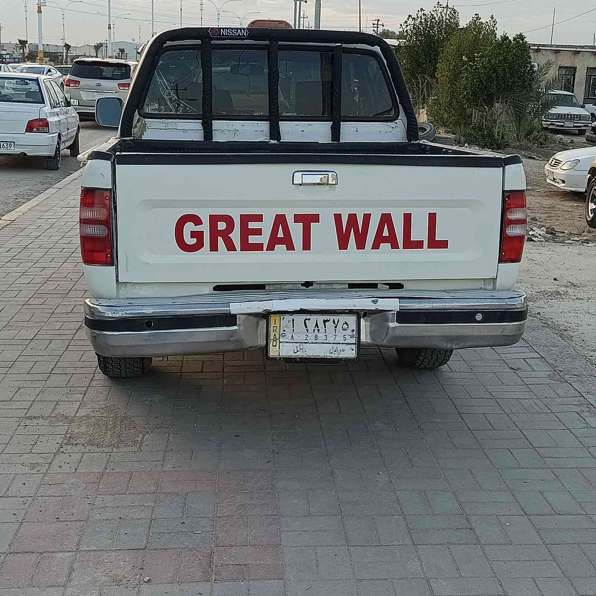 السلام عليكم سياره دير مديل 2006 رقم بابل السنويه جديدة مكفوله من الحادث والضربه والتبديل ماعدا رشات صبغ بيها مكينه كير حداديه مكفوله كفالة عامه السعر 45وبيها مجال العنوان السماوه رقم الهاتف ***********
