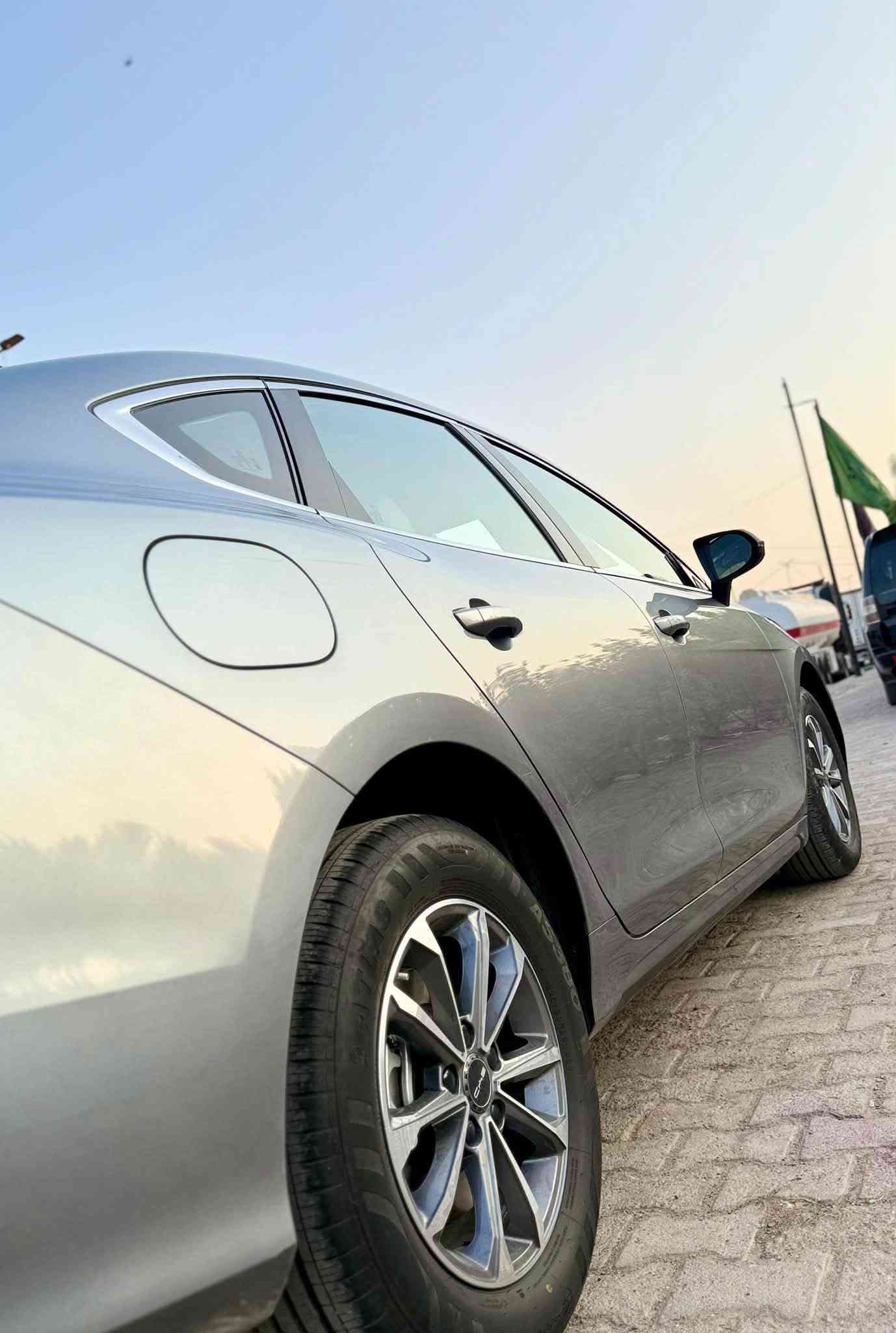 للبيع بي واي دي دستروير 2025 لون مميز سياره كفاله عامه لاصبغ لاتبديل لابارد على وضع الشركه ممشى 24 الف الكلي السياره مبرمجه ومعربهه ب150 الف ( كهرباء هايبرد بانزين )
مواصفات 
داخل ابيض رياضي جلد 
شاشة كبيره قلاب تحكمات دبل مقود مثبت سرعه 
تبريد قطعتين 
هند بريك دكمه واتو هولد  
بصمه تشغيل وبصمه ابواب 2 
3 انضمة قياده 
السعر والتفاصيل اتصل عالرقم عنواني بغداد 
***********
***********
