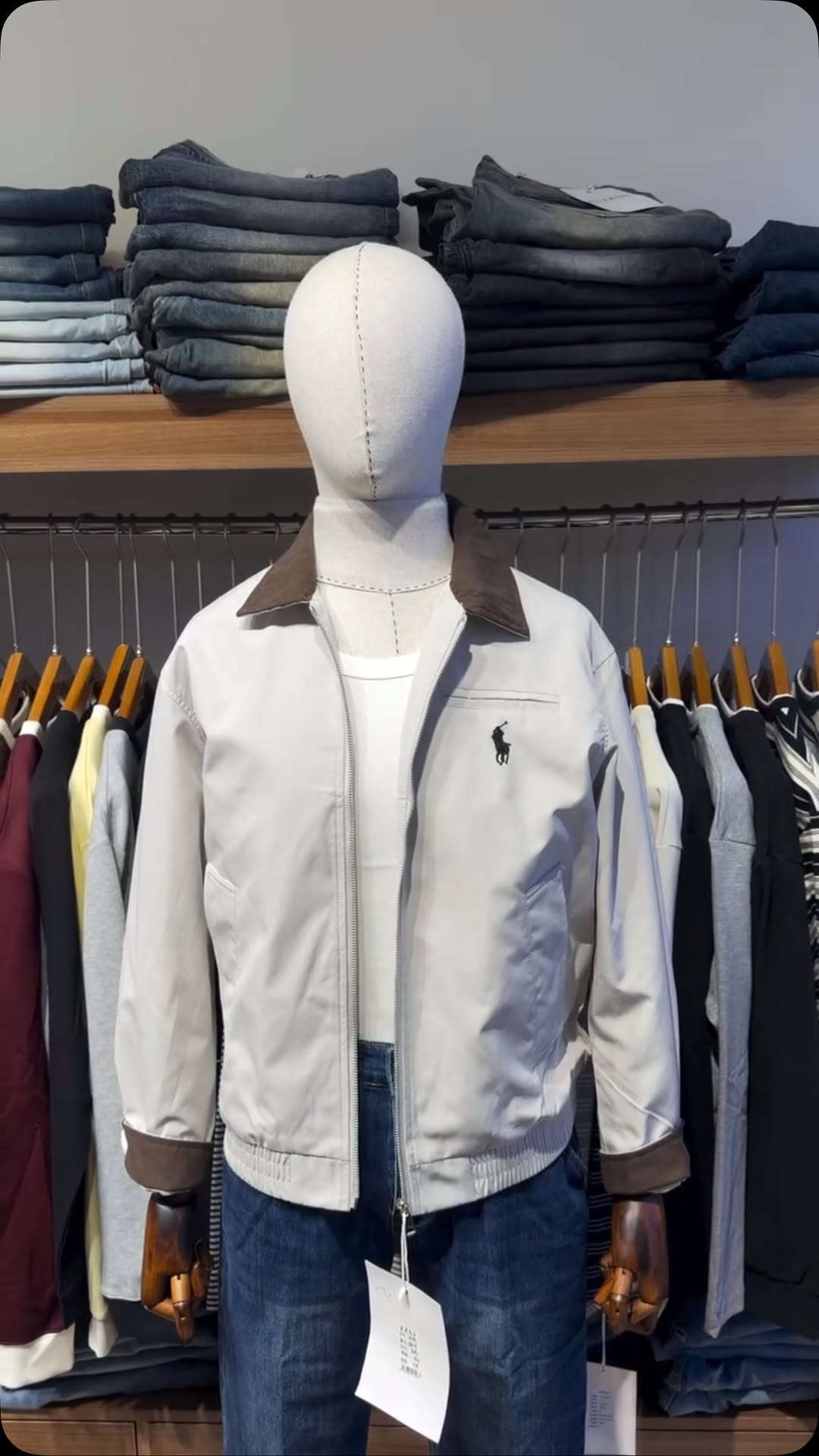 ملابس