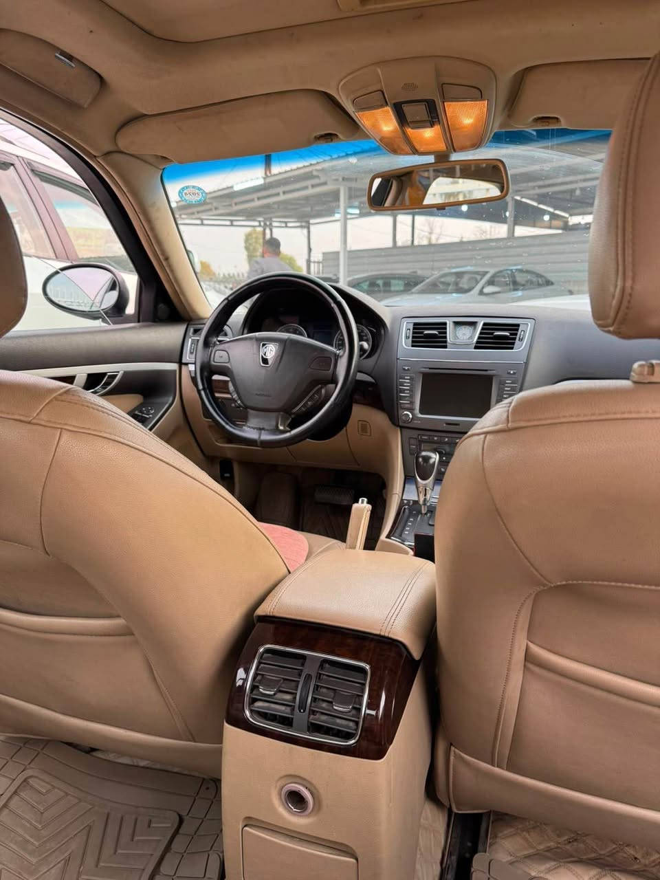 ام جي 2014 750 d
فوول موصفات 
كلين ضرر لايوجد
كير مكينة شرط
تبريد
كشن كهربائي
سلايد 
تحكم إسترين

*********** كركوك, العراق
