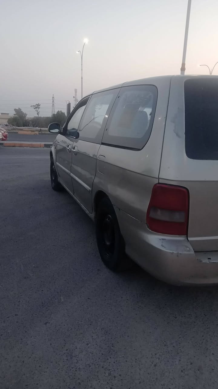 كرنفال موديل 2002 محدثه 2005 مكفوله مكينه كير حداديه باتري تخم تاير كهربايات شغاله سنويه 2027 مالك سماوه عنوان سماوه السعر 55 وبيها مجال مسكر بم ونوزل جاهزه ماعيزه شي    ***********
