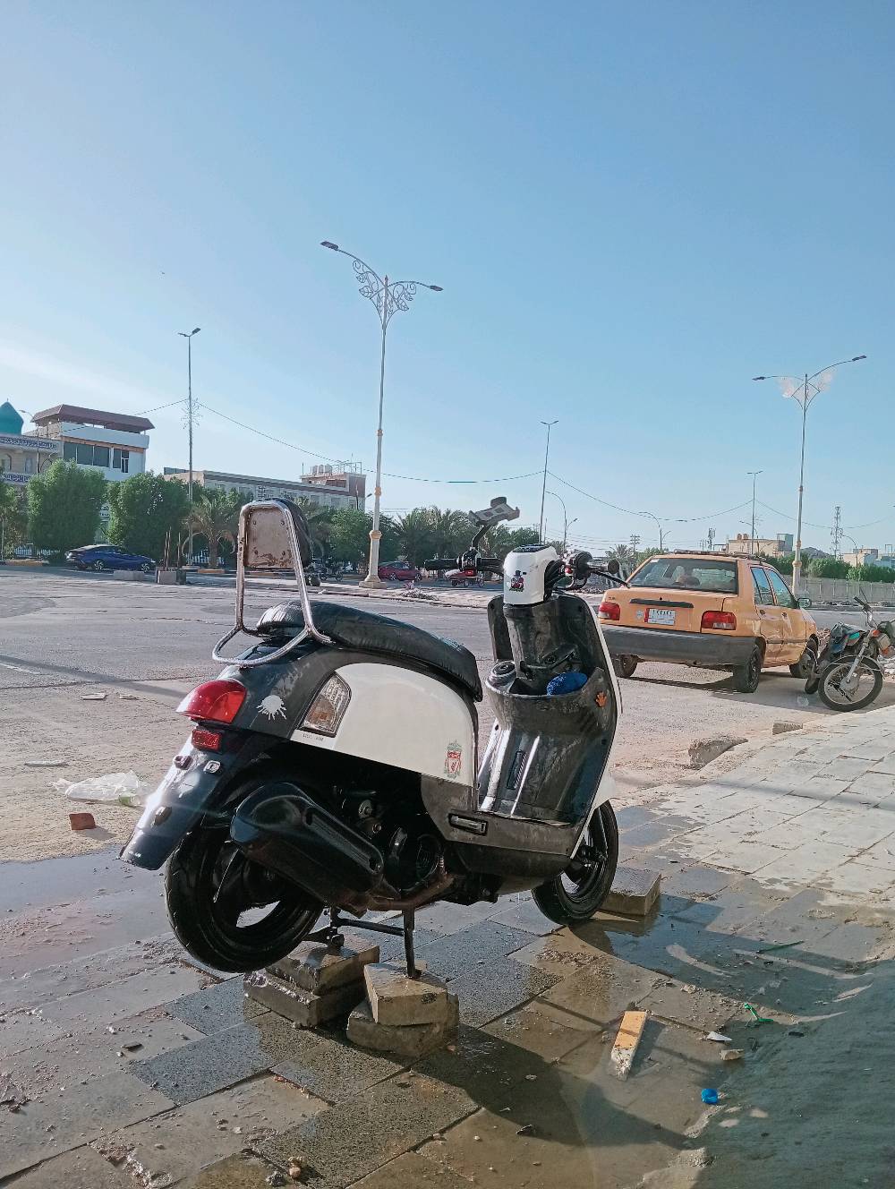 ماكس بوليس • وكاله • مكفول