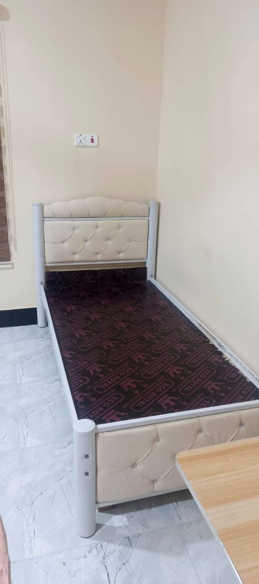 جربايه اصليه للبيع 🛏
جديده ونضيفه مستعمله قليل ✅
مع خشبه بلوكه من نوع القوي ✅
تتحمل كل الأوزان ✅
السعر 65 ألف وبيها مجال للطيبين 💲
الشراي يجيني خاص أو واتساب ♏
*********** 📳
