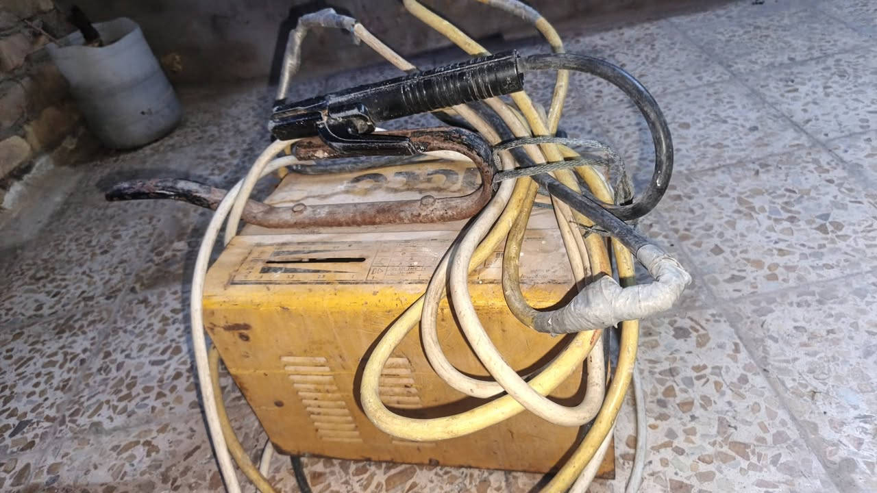 السلام عليكم
مكينه لحيم للبيع انجيكو الأصلي شرط
ملفها نحاس دبل مكاني ديوانيه رقم الهاتف
***********
