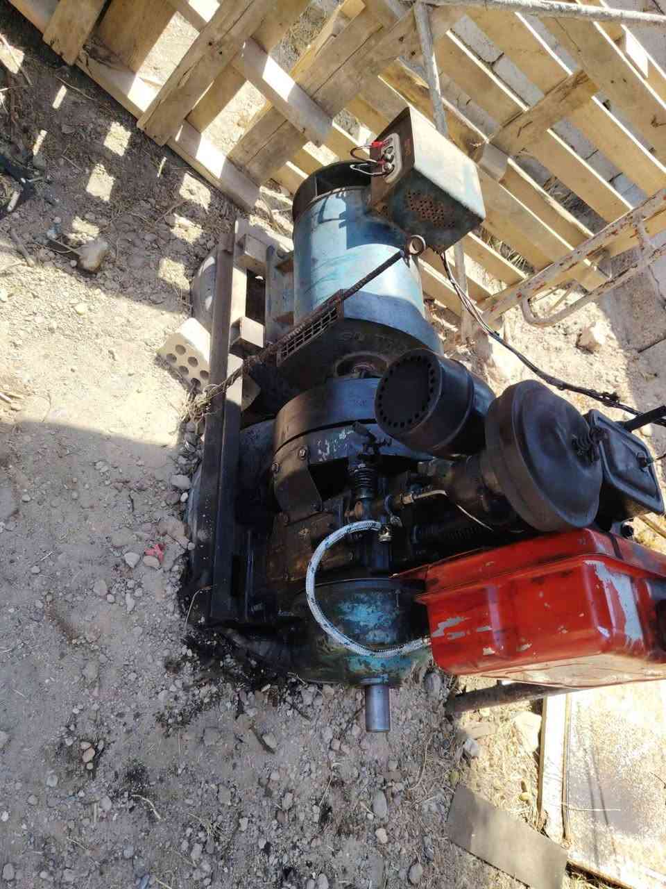 السلام عليكم
لبيع مولد هندي مولد نضيف وشغال 
السعر 550
المكان الشعله ابراهيم ابن علي او الكرمه داخل السور
الرقم الاستفسار ***********
اني مكلف بل نشر
