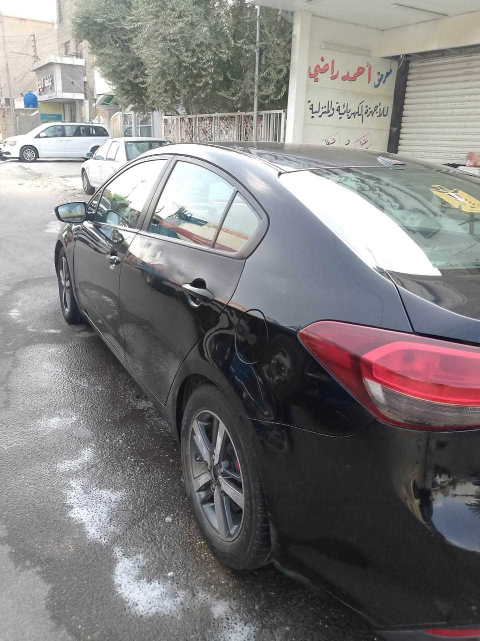 السلام عليكم للبيع فورتي 2017 ليبل واحد بيه صبغ جاملغ وربع بنيد وباب خلفي بيه نواقص ينزل من سعره 
عارضه 92 وبيه مجال مكانه غزاليه والسونار مرفق ويه الصور
رقم الهاتف ‭***********‬ بيه واتساب

نص مكتوب في الصور:
- كار زون لفحص السيارات تاريخ الفحص: 17/05/2025 12:49 PM اسم الزبون: رضي عباس الماركة: النوع: FORTE رقم العجلة: 45786 الموديل: 1 الجانب الامامي صبغ في المكان المحدد+ (الامامية+البنيد) مفتوح الجانب الخلفي رصعة في المكان المحدد+خدوش+(تصليح+تكحيل+خدوش في الامامية+الامامية مفتوحة الجانب العلوي رصعة في المكان المحدد+ خدوش الجانب الايسر صبغ+بارد+تكحيل+رصعة في المكان المحدد+خدوش+الجانب مفتوح الجانب الايمن بارد+تكحيل+رصعة في المكان المحدد+خدوش+الجامخ الامامي مفتوح ملاحظة: نخلي مسؤوليتنا بعد انتهاء الفحص وتسليم التقرير الى الزبون. بغداد / الغزالية / الشارع الرئيسي *********** - ***********