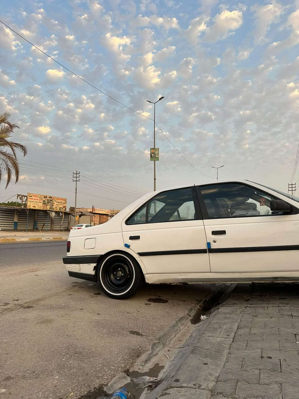 405 GLX • ٢٠١٢ • رقم نجف