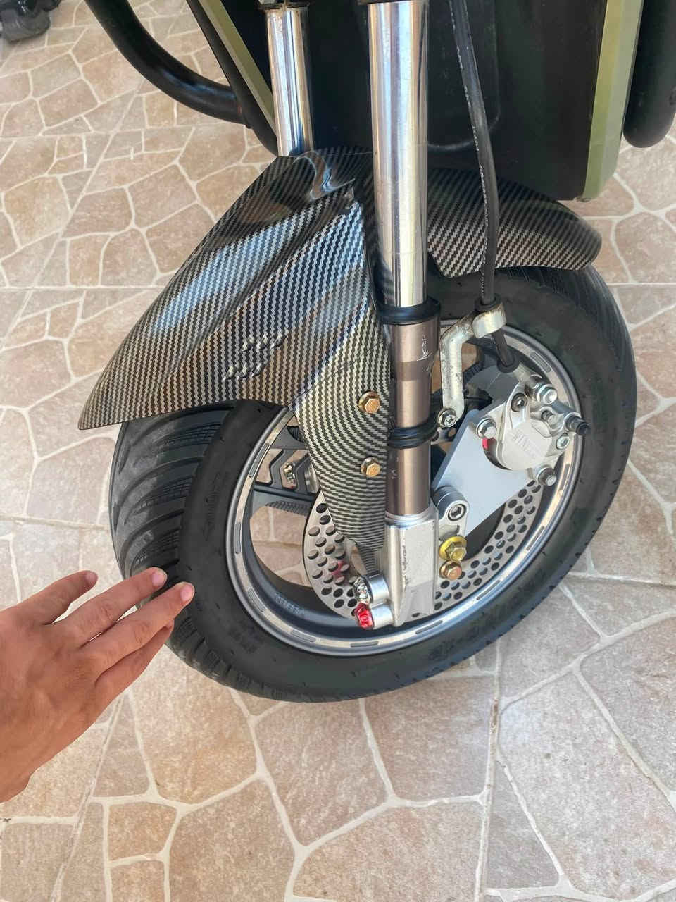 الوحش الاف ١ أخت الزيرو ٦ بطاريات دبل ٣٢ أمبير اخذته اب مليونً و ربع ابيعه ٥٥٠قفل قفل 🔒 تمشيك مسافه ٩٠ كيلو حقيقي بطاريات بل شرط دراجه كله شرط متوازي عله بيعته مكاني كركوك رقمي ***********
