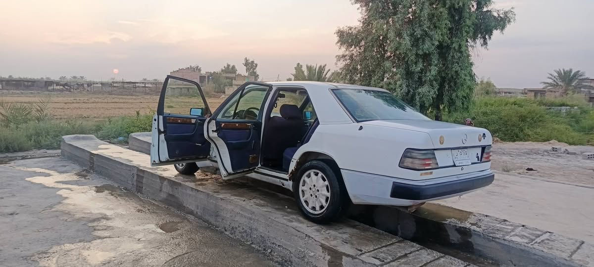 سيارة مارسدس دب موديل ١٩٩١ محرك وكيل بطه مكفول جديد رقم أنبار مشروع وطني مدور مباشرة مكان بابل  سعر ٣٨ بيه مجال ***********
