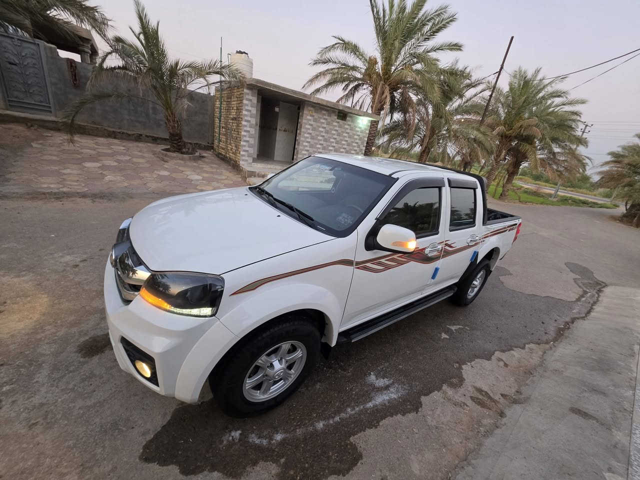 سلام عليكم كريت ويل 2022 رقم قادسيه حره مداور ثاني يوم سيارة مكفوله ماعده صبغه بصيطه باب الوره سايق بدون فتح ولا ضربه قويه وضع شركة ماشيه 70 الف حقيقي جديده معنى الكلمه ترى مال26شرط هزه وسنويه جديده ضريبت ال26 مدفوعه الشراي يتصل غير متواجد عل فيس الرقم *********** مكاني نجف ناحيه الحريه
